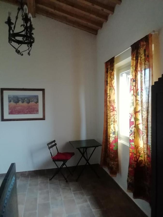 Agriturismo Fattoria Le Caprine Gambassi Terme Exteriör bild